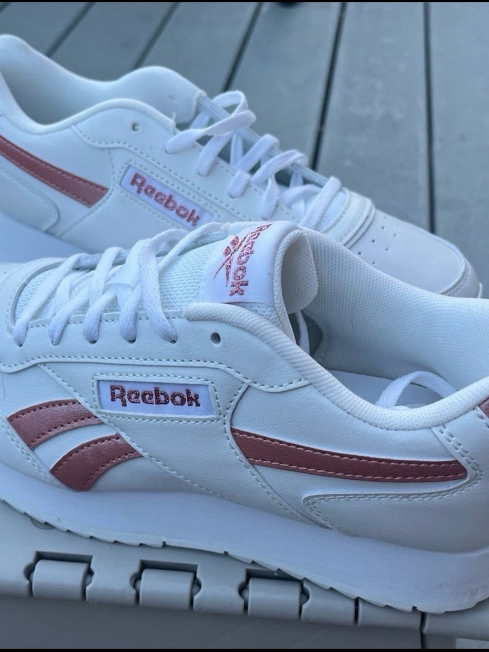NWOB Reebok White Sneakers with Pink Accent